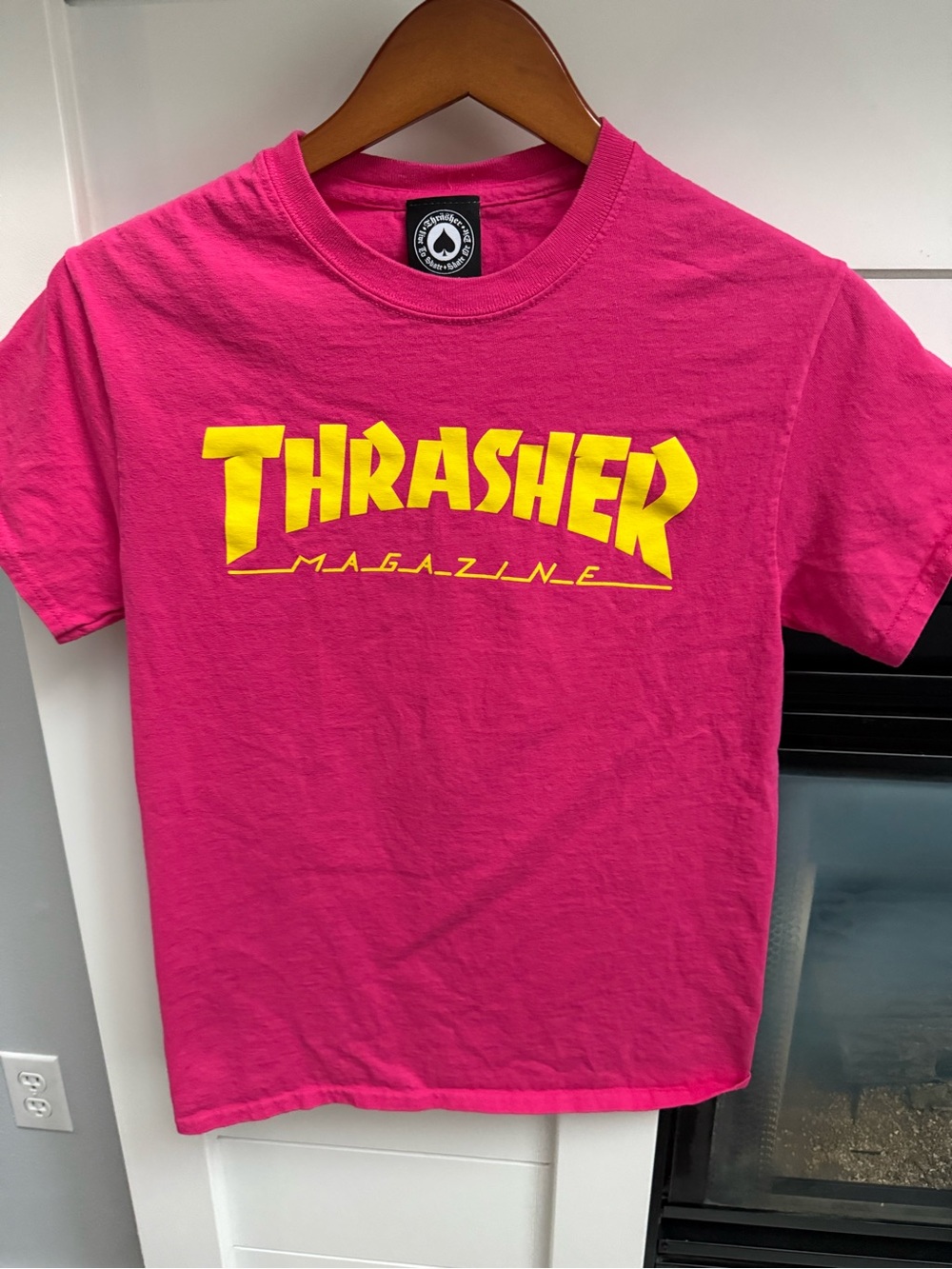 Thrasher adult small Bright Pink Tee with Yellow Logo